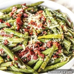 Parmesan Bacon Green Beans in a serving dish
