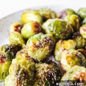Crispy Roasted Brussels Sprouts ready to serve.