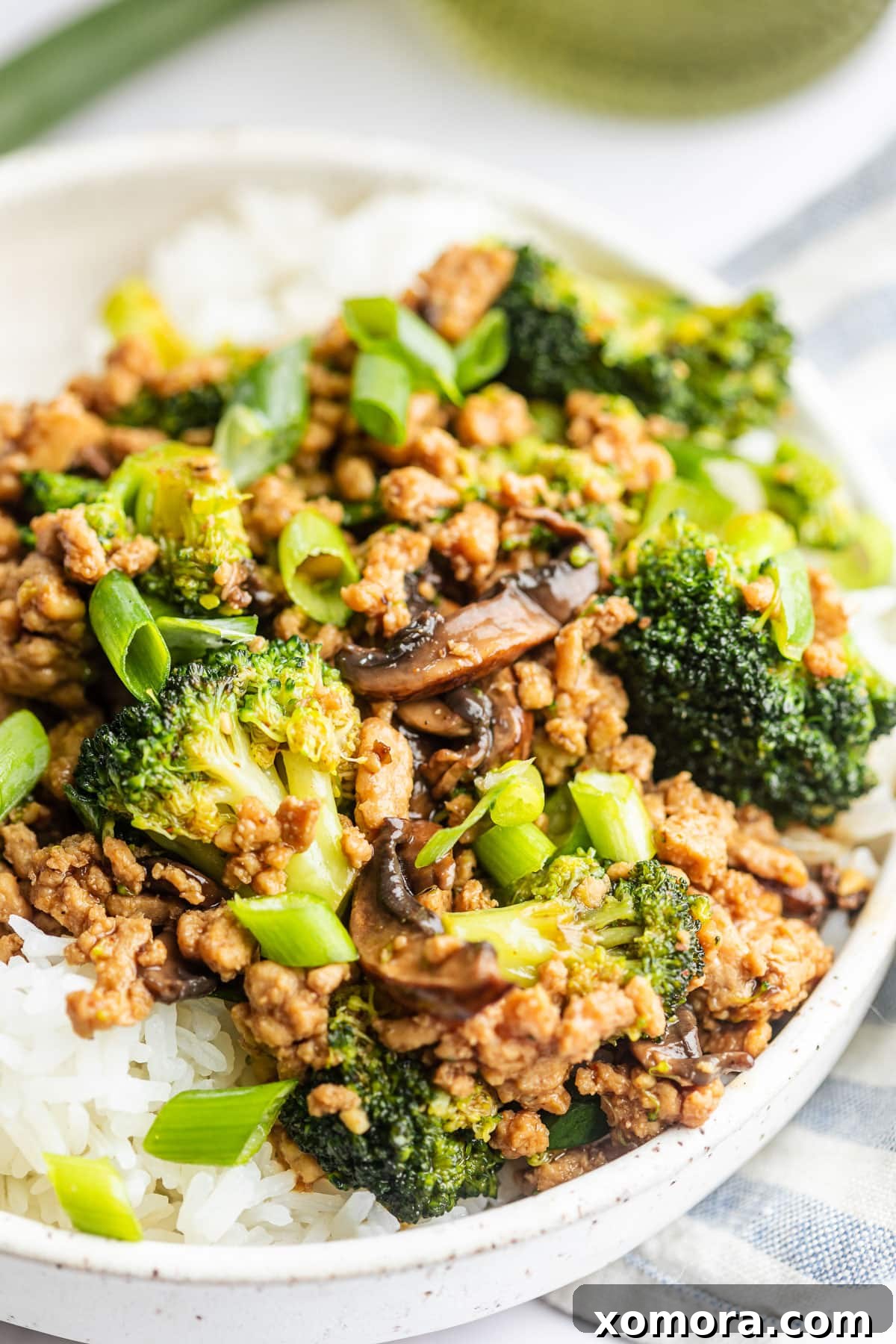 Quick and Healthy Ground Chicken Broccoli Stir-Fry 2 Healthy Ground Chicken and Broccoli Stir Fry in a skillet