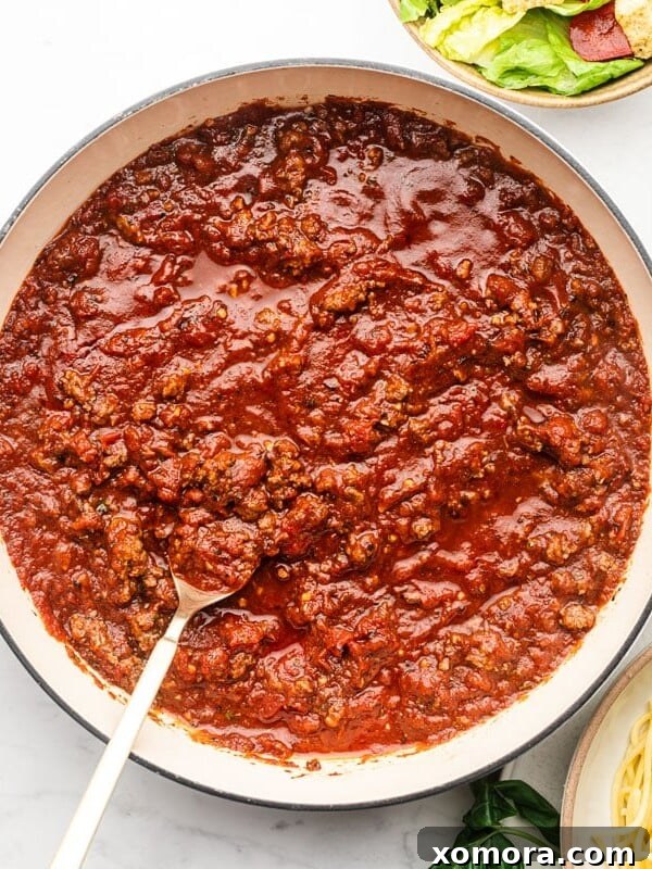 The Easiest Homemade Spaghetti Sauce with ground turkey