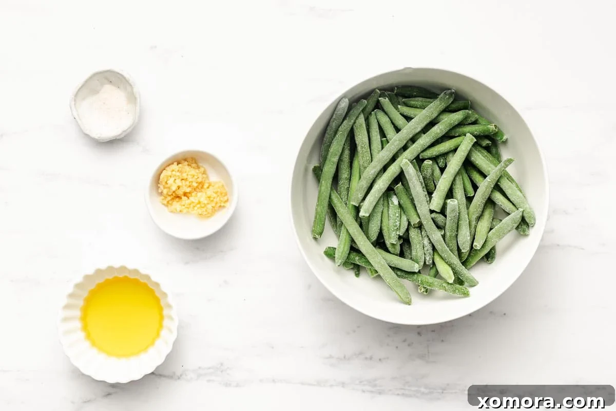Crisp Garlic Green Beans 3 A serving of sautéed garlic green beans garnished with fresh parsley.