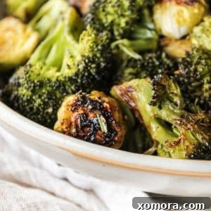 Crispy Herb Roasted Brussels Sprouts and Broccoli 2 Herb Roasted Brussels Sprouts & Broccoli